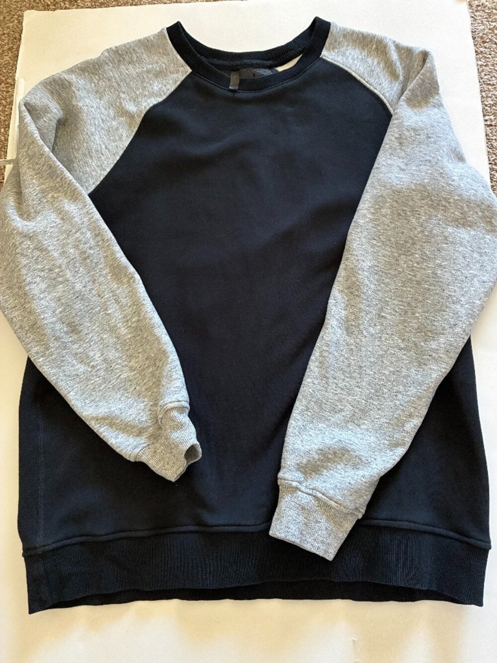 MEN'S FABLETICS SWEATSHIRT